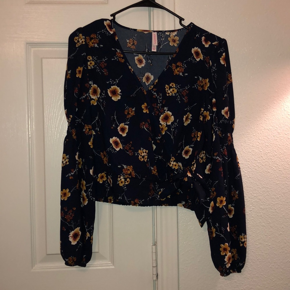 Floral top